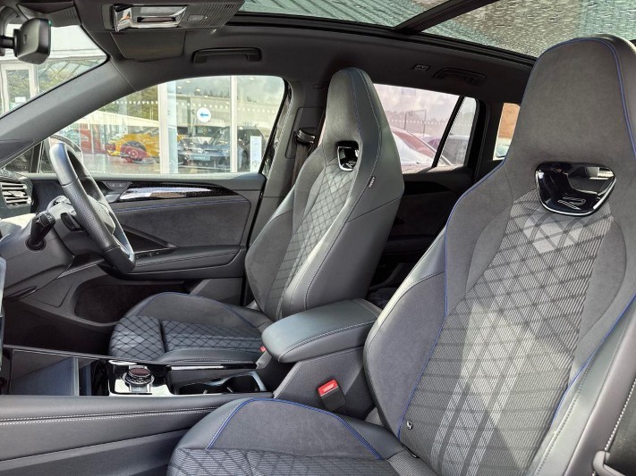 2026 (26) VOLKSWAGEN TIGUAN 2.0 TDI R-Line 5dr DSG 5932934
