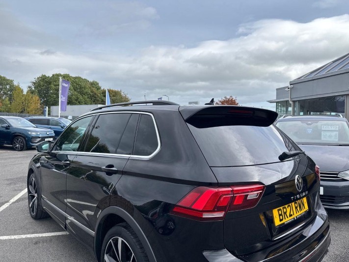 2021 (21) VOLKSWAGEN TIGUAN 1.5 TSI 150 R-Line 5dr DSG 5939264