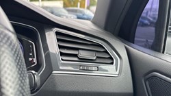 2021 (21) VOLKSWAGEN TIGUAN 1.5 TSI 150 R-Line 5dr DSG 5939256
