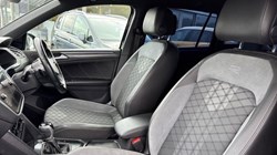 2021 (21) VOLKSWAGEN TIGUAN 1.5 TSI 150 R-Line 5dr DSG 5939260