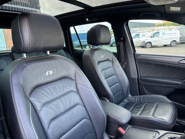 2018 (18) VOLKSWAGEN TIGUAN 2.0 TDi 190 4Motion R-Line 5dr DSG 5933406