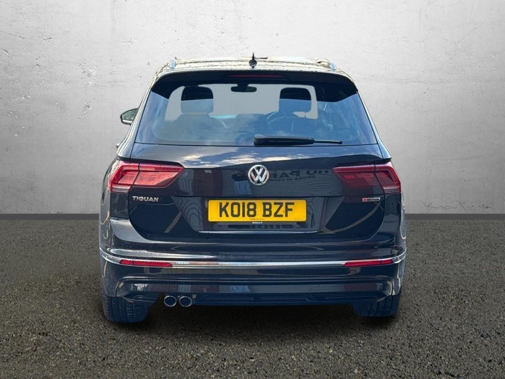2018 (18) VOLKSWAGEN TIGUAN 2.0 TDi 190 4Motion R-Line 5dr DSG 5933396