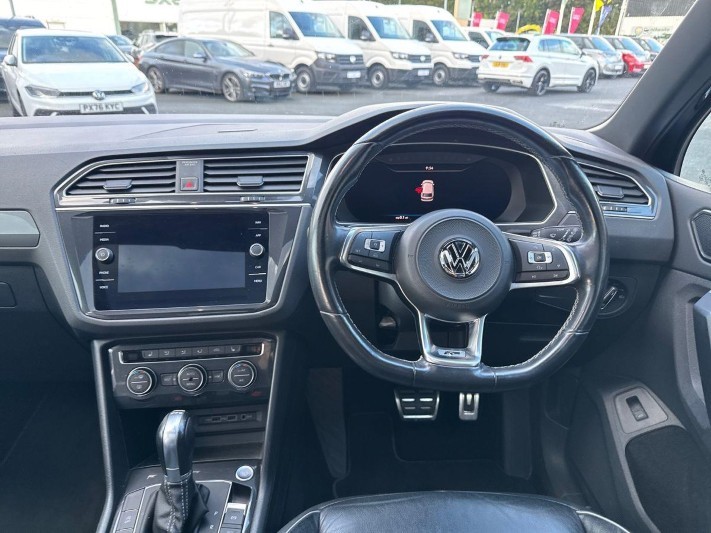 2018 (18) VOLKSWAGEN TIGUAN 2.0 TDi 190 4Motion R-Line 5dr DSG 5933411