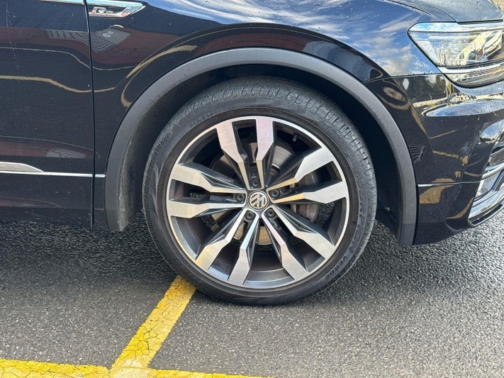 2018 (18) VOLKSWAGEN TIGUAN 2.0 TDi 190 4Motion R-Line 5dr DSG 5933392