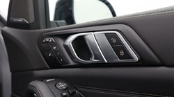 BMW X7 xDrive40d MHT M Sport 5dr Step Auto 7 seats 4627472