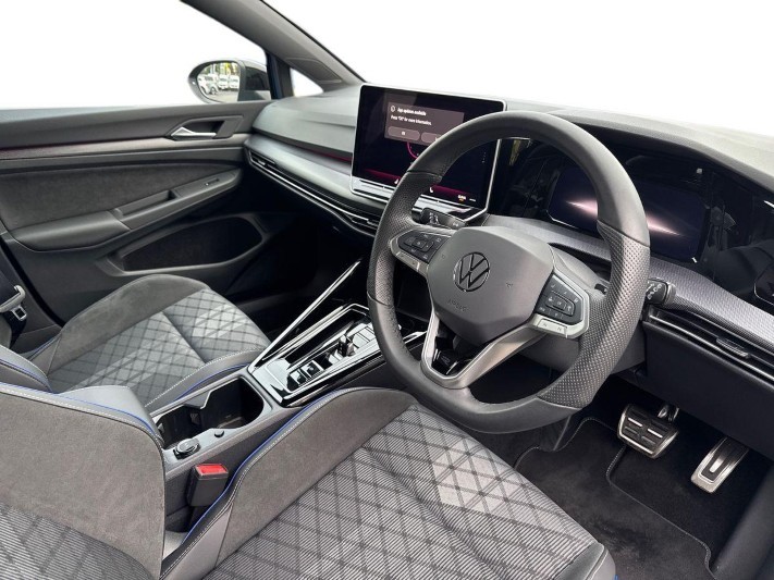 2026 (26) VOLKSWAGEN GOLF 2.0 TDI 150 Black Edition 5dr DSG 5905711