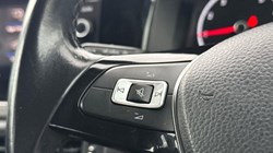 2020 (69) VOLKSWAGEN POLO 1.0 TSI 95 SE 5dr 5961385