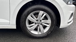 2020 (69) VOLKSWAGEN POLO 1.0 TSI 95 SE 5dr 5961369