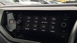 2020 (69) VOLKSWAGEN POLO 1.0 TSI 95 SE 5dr 5961389