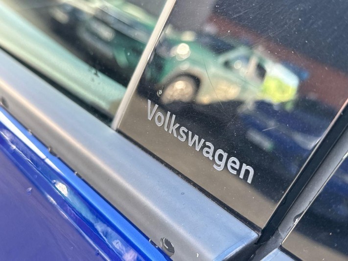 2025 (74) VOLKSWAGEN GOLF 2.0 TSI 333 R 4Motion 5dr DSG 5923511
