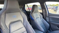 2025 (74) VOLKSWAGEN GOLF 2.0 TSI 333 R 4Motion 5dr DSG 5923472
