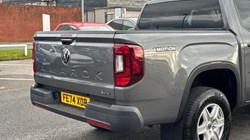 2024 (74) VOLKSWAGEN COMMERCIAL AMAROK D/Cab Pick Up Life 2.0 TDI 170 4MOTION 5966748