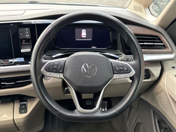 2024 (74) VOLKSWAGEN MULTIVAN 1.4 TSI eHybrid Style 5dr LWB DSG 5956317