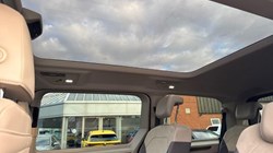2024 (74) VOLKSWAGEN MULTIVAN 1.4 TSI eHybrid Style 5dr LWB DSG 5956309