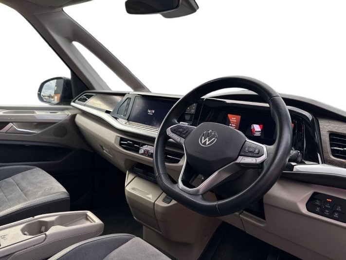 2024 (74) VOLKSWAGEN MULTIVAN 1.4 TSI eHybrid Style 5dr LWB DSG 5956303