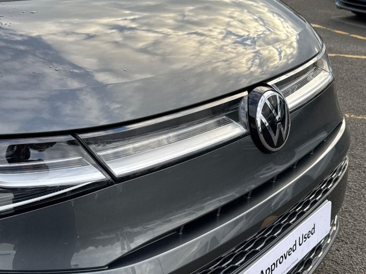 2024 (74) VOLKSWAGEN MULTIVAN 1.4 TSI eHybrid Style 5dr LWB DSG 5956340