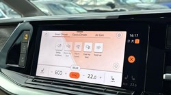 2024 (74) VOLKSWAGEN MULTIVAN 1.4 TSI eHybrid Style 5dr LWB DSG 5956326