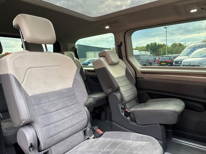 2024 (74) VOLKSWAGEN MULTIVAN 1.4 TSI eHybrid Style 5dr LWB DSG 5956332