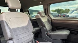 2024 (74) VOLKSWAGEN MULTIVAN 1.4 TSI eHybrid Style 5dr LWB DSG 5956332