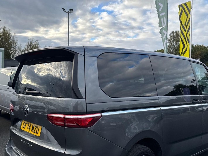 2024 (74) VOLKSWAGEN MULTIVAN 1.4 TSI eHybrid Style 5dr LWB DSG 5956337