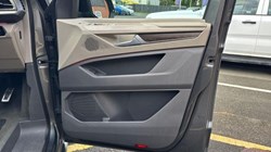 2024 (74) VOLKSWAGEN MULTIVAN 1.4 TSI eHybrid Style 5dr LWB DSG 5956311