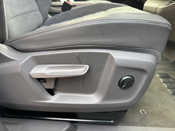 2024 (74) VOLKSWAGEN MULTIVAN 1.4 TSI eHybrid Style 5dr LWB DSG 5956314