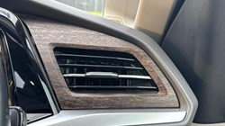 2024 (74) VOLKSWAGEN MULTIVAN 1.4 TSI eHybrid Style 5dr LWB DSG 5956329