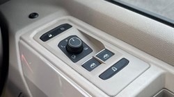 2024 (74) VOLKSWAGEN MULTIVAN 1.4 TSI eHybrid Style 5dr LWB DSG 5956313