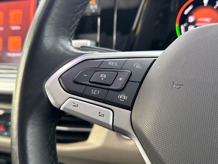 2024 (74) VOLKSWAGEN MULTIVAN 1.4 TSI eHybrid Style 5dr LWB DSG 5956318