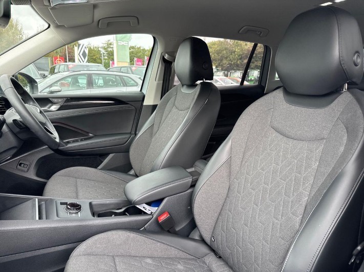 2025 (75) VOLKSWAGEN TIGUAN 1.5 eTSI 150 Match 5dr DSG 5939904