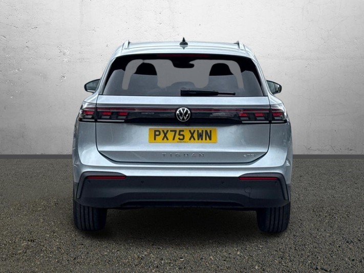 2025 (75) VOLKSWAGEN TIGUAN 1.5 eTSI 150 Match 5dr DSG 5939877
