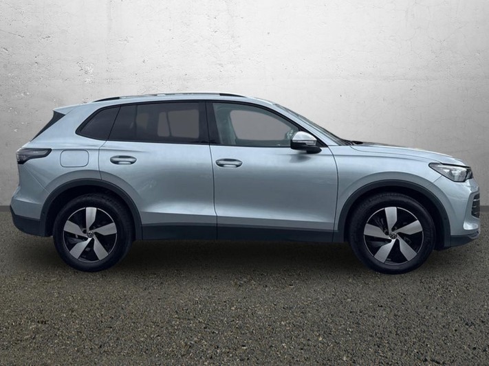 2025 (75) VOLKSWAGEN TIGUAN 1.5 eTSI 150 Match 5dr DSG 5939872