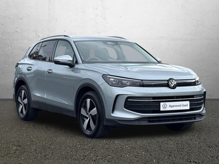 2025 (75) VOLKSWAGEN TIGUAN 1.5 eTSI 150 Match 5dr DSG