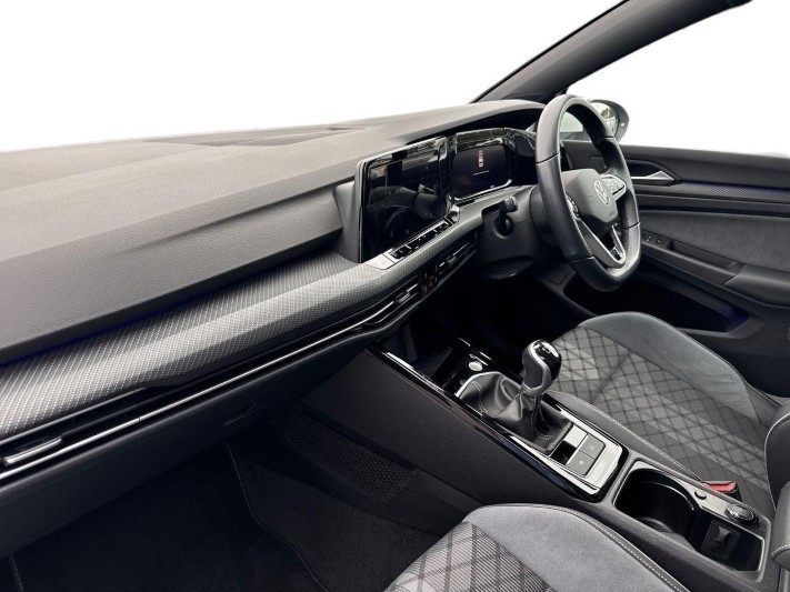 2024 (73) VOLKSWAGEN GOLF 1.5 TSI R-Line 5dr 1