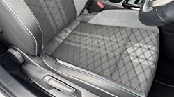 2024 (73) VOLKSWAGEN GOLF 1.5 TSI R-Line 5dr 5919923
