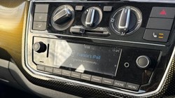 2017 (67) VOLKSWAGEN UP 1.0 90PS High Up 3dr 5929689