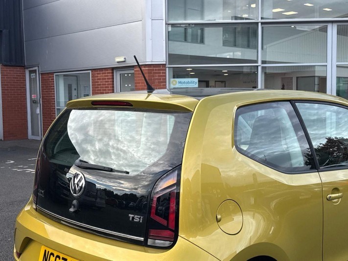 2017 (67) VOLKSWAGEN UP 1.0 90PS High Up 3dr 5929703