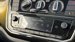 2017 (67) VOLKSWAGEN UP 1.0 90PS High Up 3dr 5929688