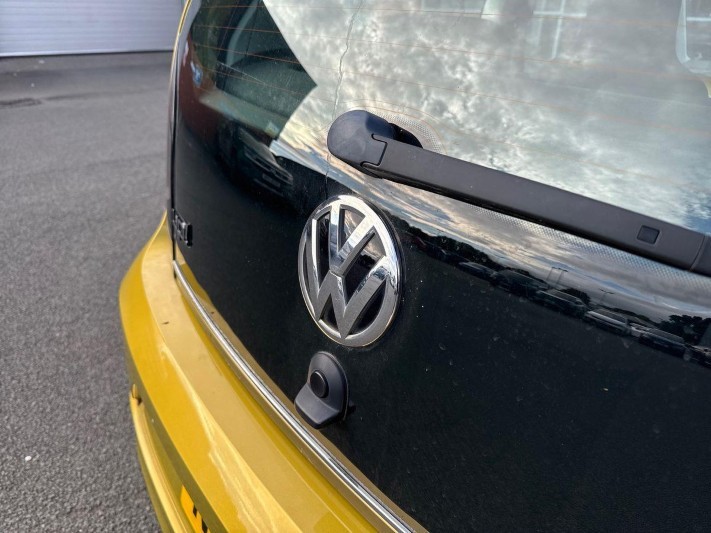 2017 (67) VOLKSWAGEN UP 1.0 90PS High Up 3dr 5929710