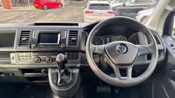 2017 (17) VOLKSWAGEN COMMERCIAL TRANSPORTER SHUTTLE 2.0 TDI BMT 150PS SE Minibus DSG 5986576