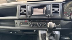 2017 (17) VOLKSWAGEN COMMERCIAL TRANSPORTER SHUTTLE 2.0 TDI BMT 150PS SE Minibus DSG 5986583