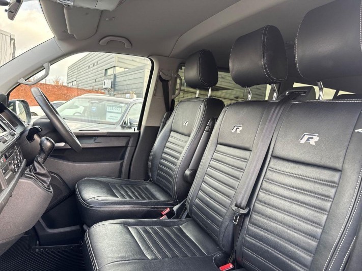 2017 (17) VOLKSWAGEN COMMERCIAL TRANSPORTER SHUTTLE 2.0 TDI BMT 150PS SE Minibus DSG 5986588