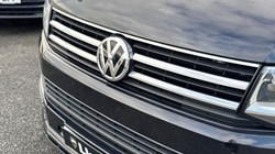 2017 (17) VOLKSWAGEN COMMERCIAL TRANSPORTER SHUTTLE 2.0 TDI BMT 150PS SE Minibus DSG 5986595