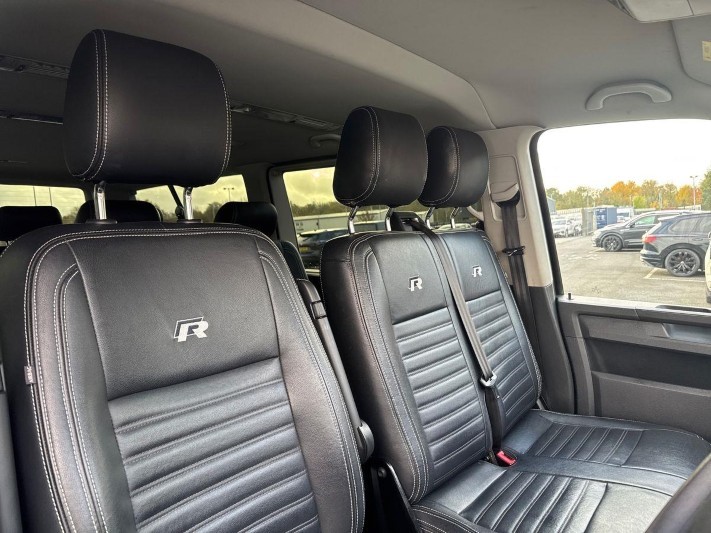 2017 (17) VOLKSWAGEN COMMERCIAL TRANSPORTER SHUTTLE 2.0 TDI BMT 150PS SE Minibus DSG 5986564