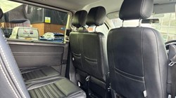 2017 (17) VOLKSWAGEN COMMERCIAL TRANSPORTER SHUTTLE 2.0 TDI BMT 150PS SE Minibus DSG 5986586