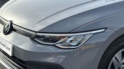 2022 (72) VOLKSWAGEN GOLF 1.5 TSI Life 5dr 5939172