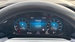 2022 (72) VOLKSWAGEN GOLF 1.5 TSI Life 5dr 5939153