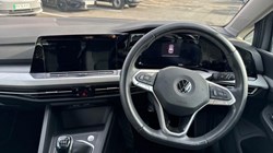 2022 (72) VOLKSWAGEN GOLF 1.5 TSI Life 5dr 5939154