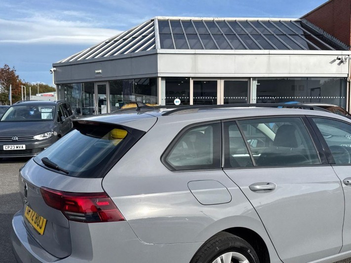 2022 (72) VOLKSWAGEN GOLF 1.5 TSI Life 5dr 5939170