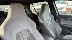 2020 (70) VOLKSWAGEN GOLF 1.5 eTSI 150 R-Line 5dr DSG 5939669